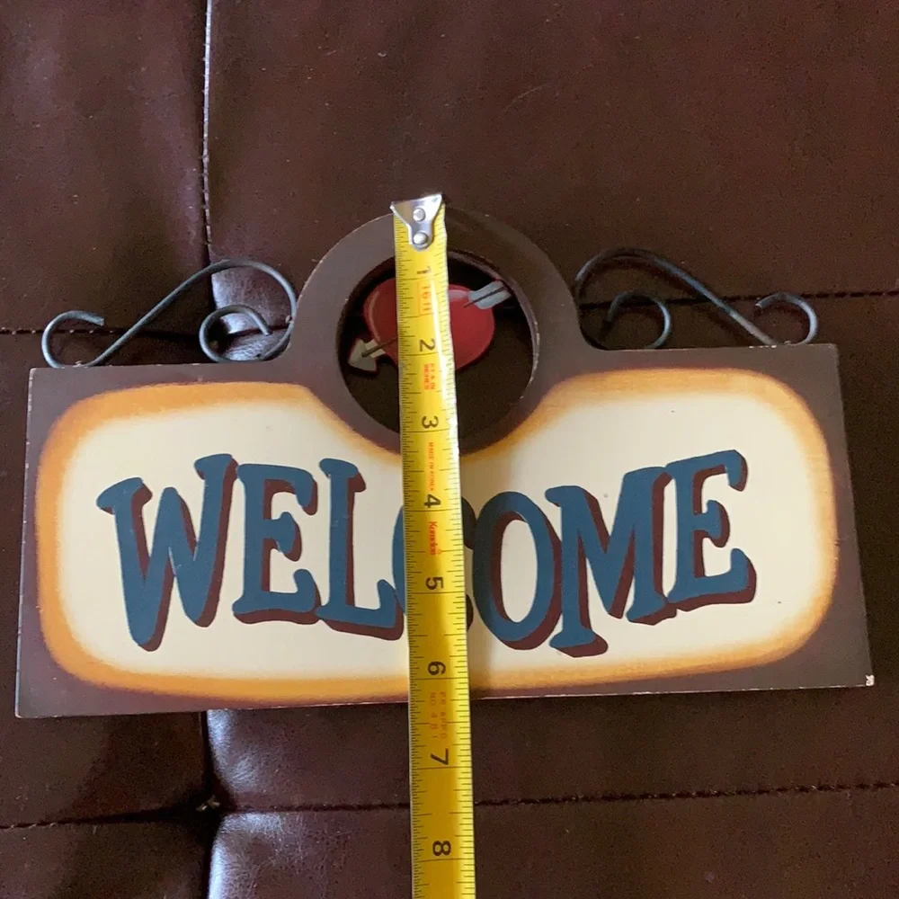 Welcome Sign - Picture 2 of 4